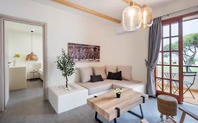 Jonathan City Apartment